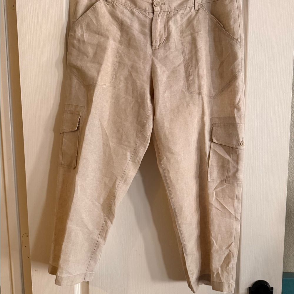 Tommy Bahama Aubrey Cropped Cargo Pants